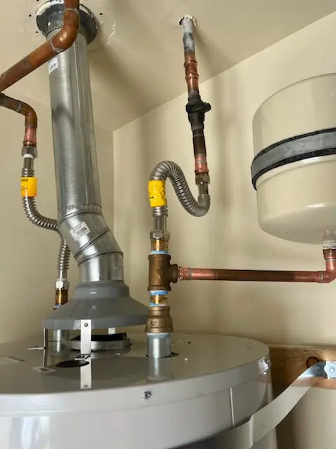 Water heater installation and plumbing repair in Girard